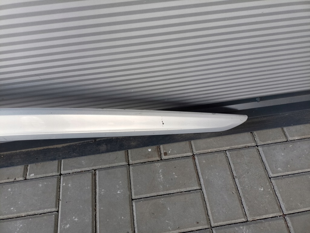 фото №5, Aston martin db11 coupe молдинг кровельная правая