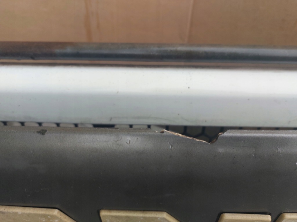 фото №7, Капот решётка радиатора gill scania serii 4 кронштейн кронштейн