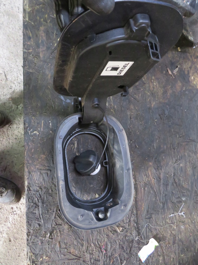 фото №2, Кришка заливної пального renault kadjar