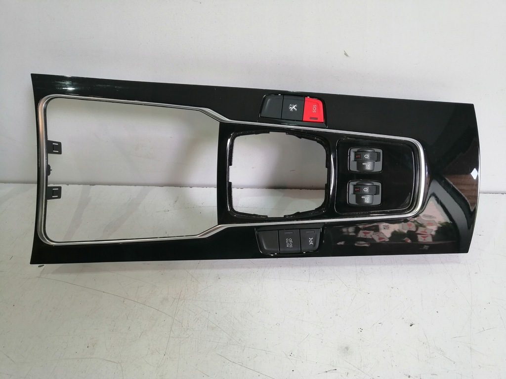 фото №1, Peugeot 508 rxh панель керування рамка тунель