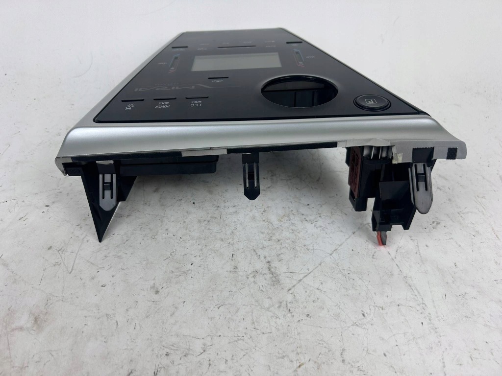 Панель кондиціонера toyota mirai 8401062031 Київ