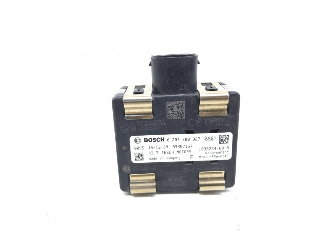 фото №1, Tesla s датчик радар distronic 1038224-00-b