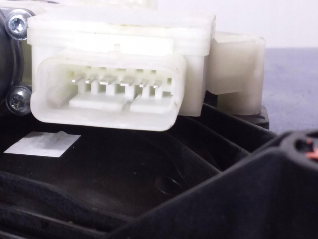 фото №4, Renault clio v підйомник скло задня лівий 827217837r