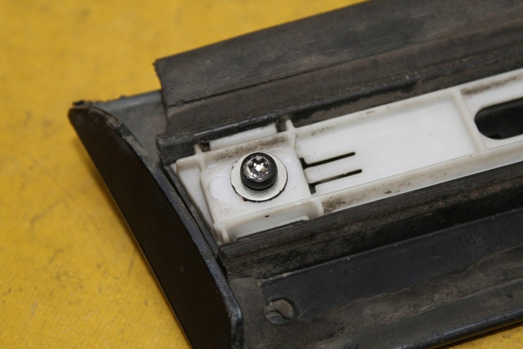 фото №14, Молдинг дверь правый перед нижняя s6 c6