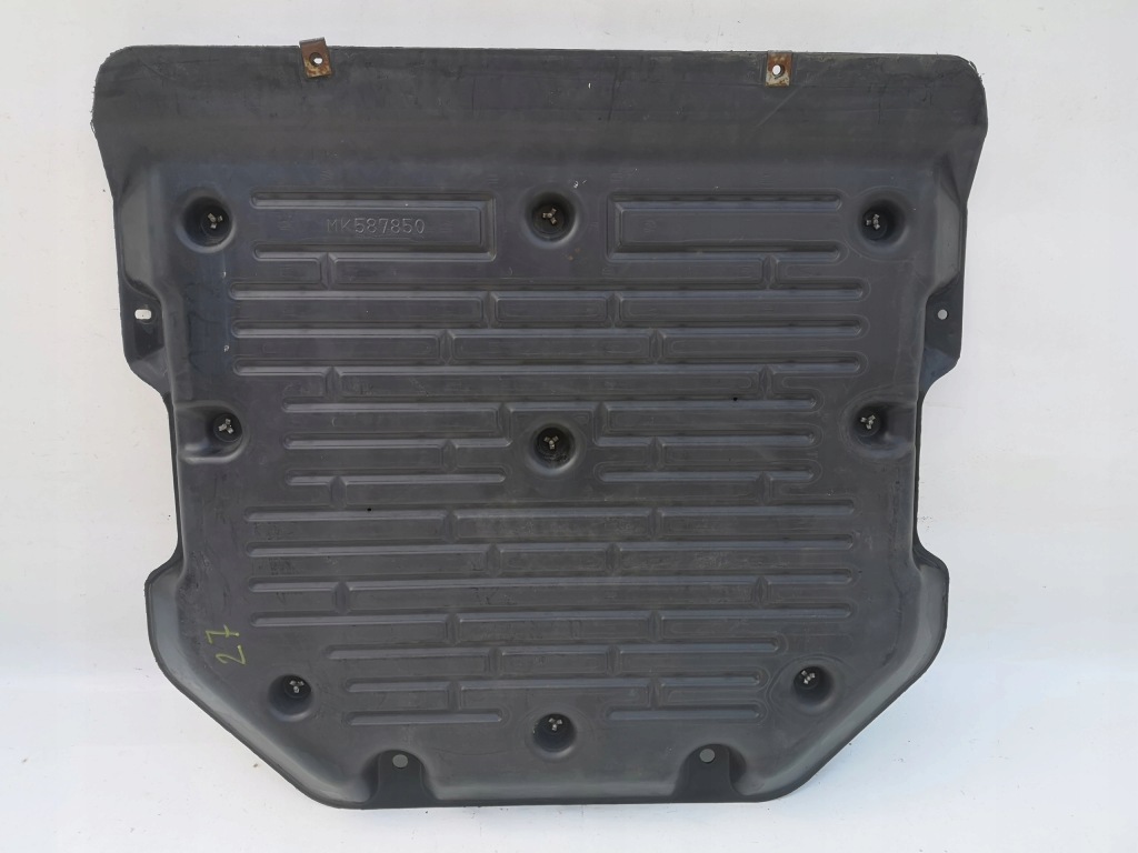 Купить Mitsubishi накладка mk587850