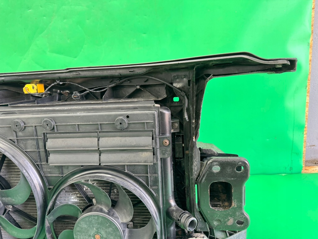 Ремень передний комплектный  радиатор воды вентилятор skoda superb 2 2.0 tdi 08- в Украине