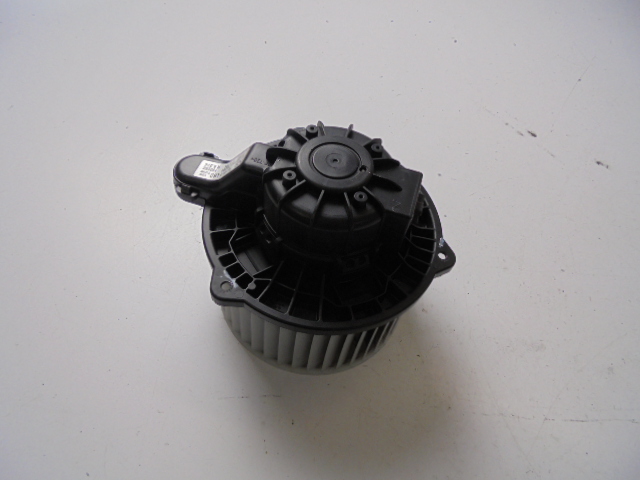 фото №3, Воздуходувка обдув hyundai tucson iii lift 2018 rok