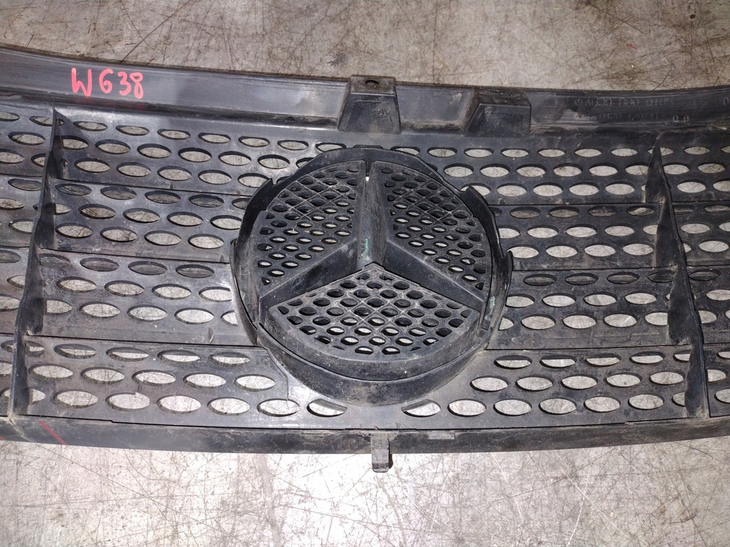 фото №10, Решётка радиатора решётка радиатора a6398800185 mercedes viano w639