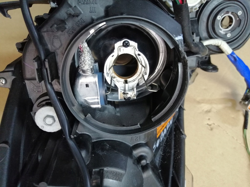 фото №10, Лампа правая ксенон subaru legacy v lift outback