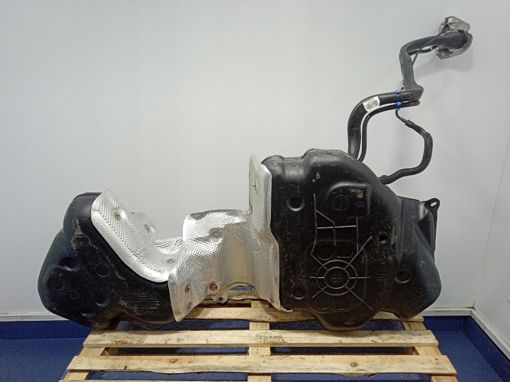 фото №8, Audi sq8 q8 4m8 4.0 tfsi 507km бак топлива 4m0201021gl