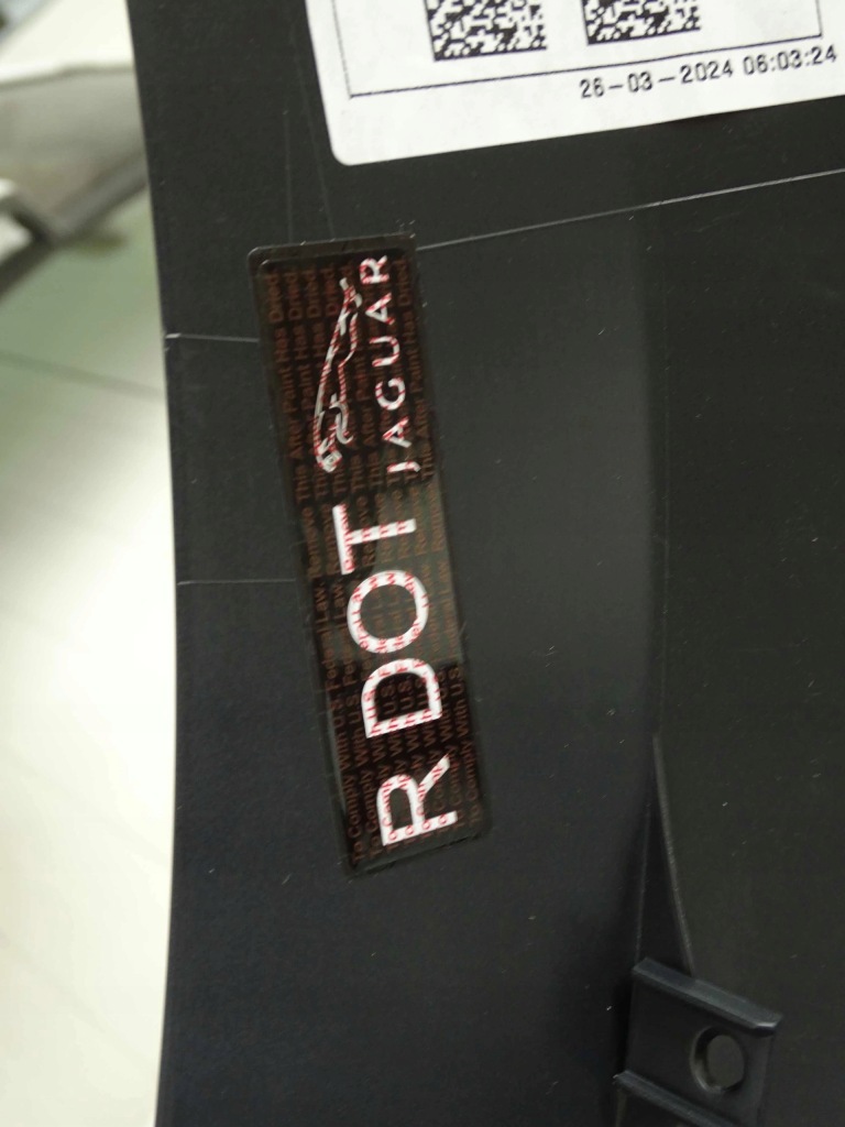 Новый оригинальный бампер передний jaguar f-pace x761 my21 2021- t4a41385lml Оригинал