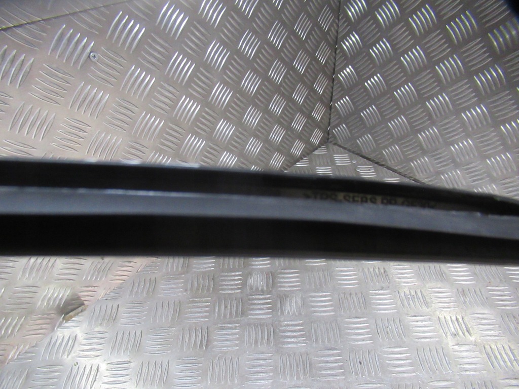 фото №7, Молдинг скло лобове передні ліва права 8k0854327 8k0854328 audi a4 b8