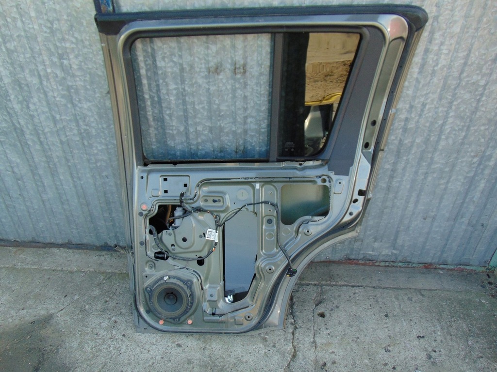 фото №12, Дверь правый задняя nissan pathfinder r51 демонтаж