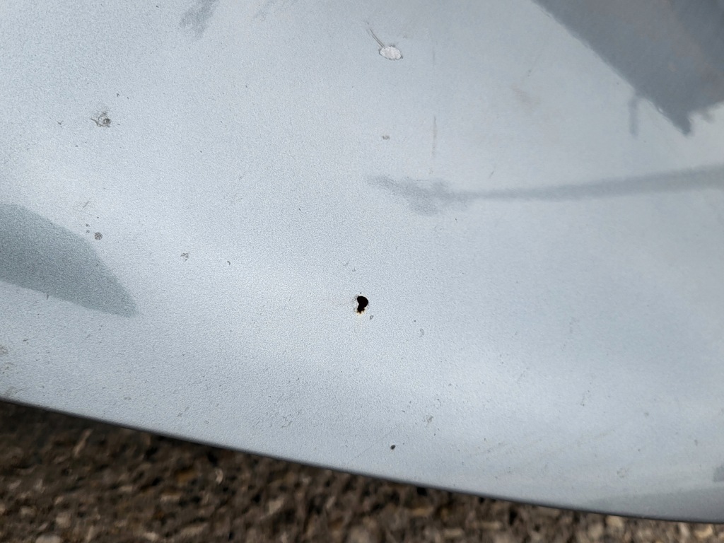 Капот крышка двигателя решётка  решётка радиатора ригель омыватель audi a4 b5 8d0 серебристая Недорого