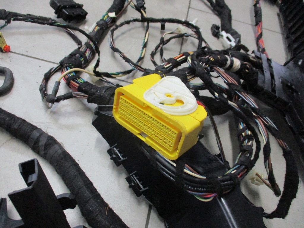 фото №10, Audi a4 b8 07-14 електропроводка джгут салону