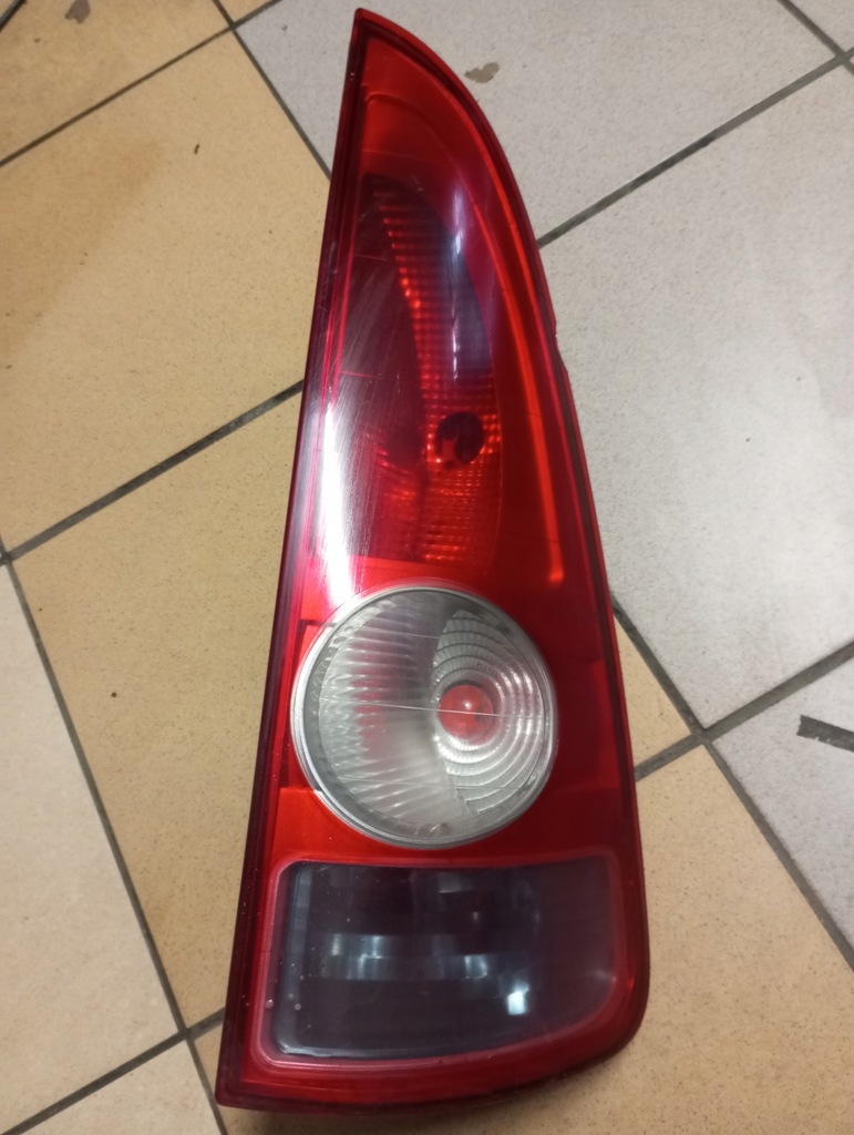 фото №2, Лампа задня права 8200027152 renault