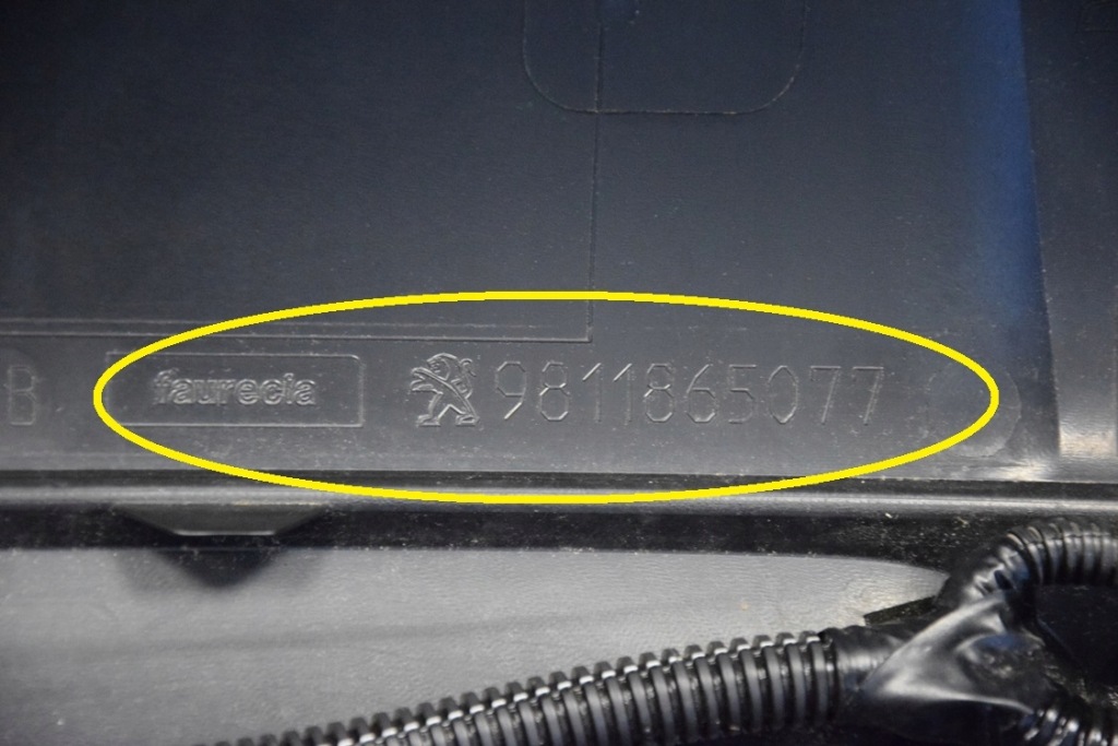 Peugeot 3008 2 17-21r. задня бампер задній Оригінал