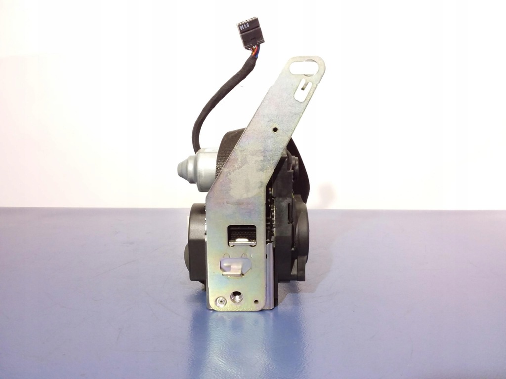 фото №5, Bmw 7 f02 pas безопасности правый перед 609315700