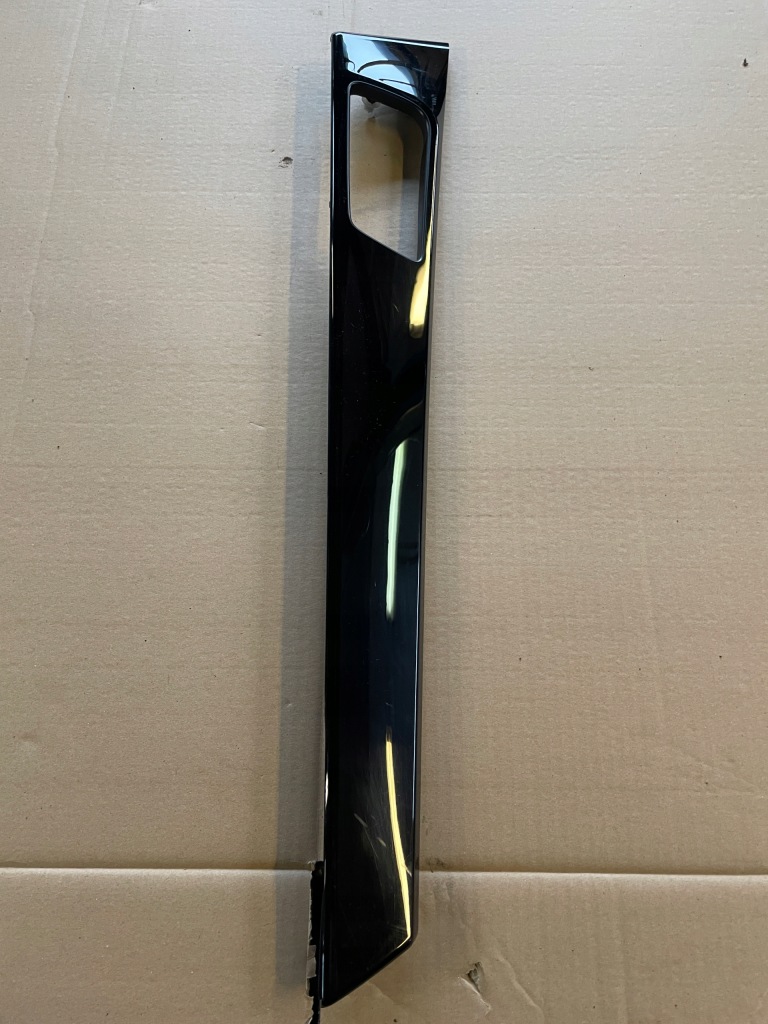 фото №1, Porsche panamera 971 молдинг dekor дверь левый задняя czarna