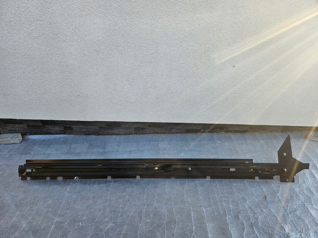 фото №1, Jumpy expres proace 16- напрямна нижня напрямна поріг правий новий oryg.