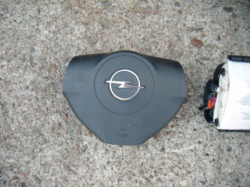 фото №6, Opel zafira b 05- консоль приборная панель подушки безопасности комплект