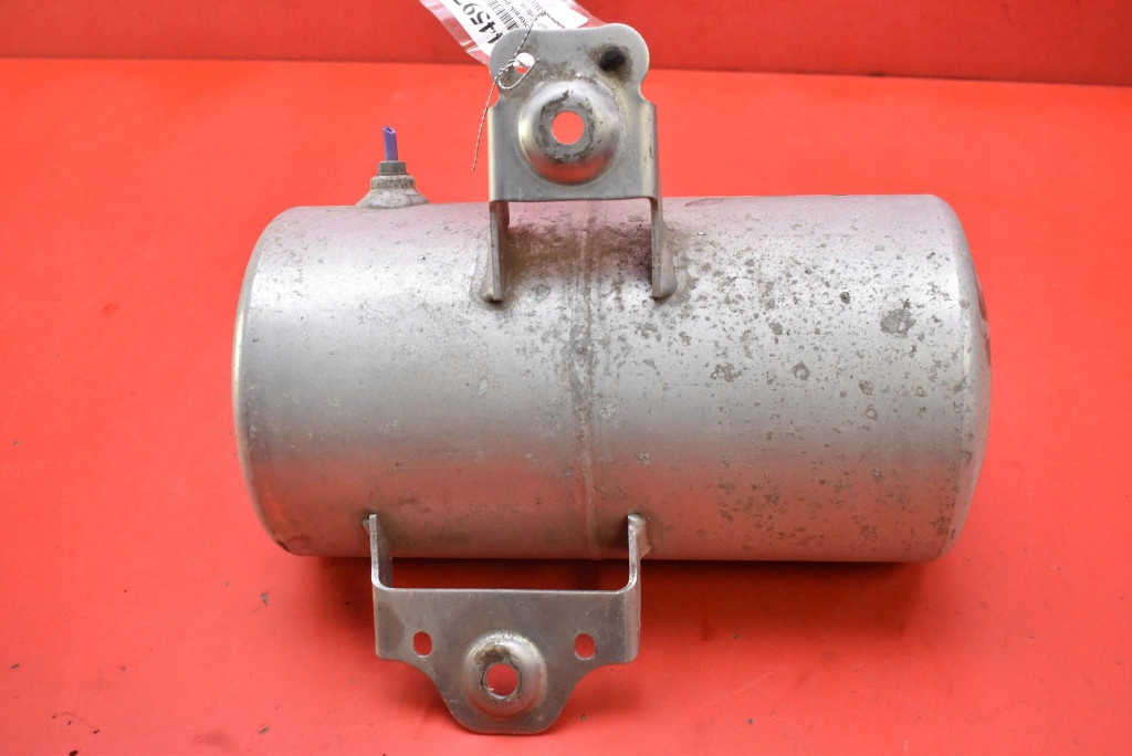 фото №6, Бак повітря підвіска правий 4ke616204a audi e-tron 55 408 km 18-21