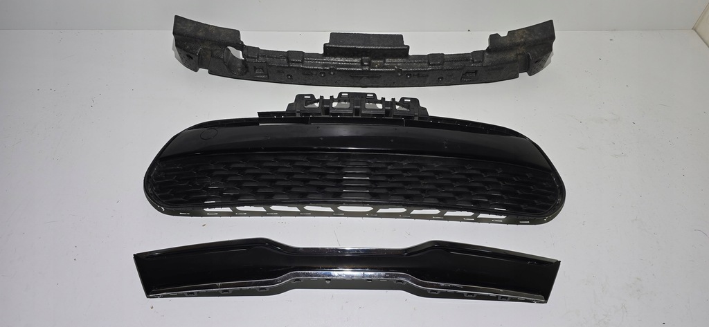 фото №1, Kia rio iv 4 решётка радиатора решётка абсорбер 2017r-