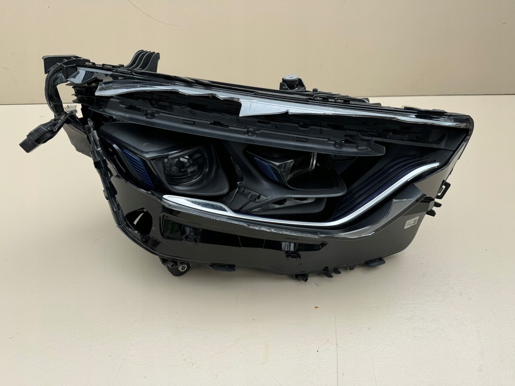 фото №1, Mercedes glc w254 x254 22r- лампа левая передняя левый задняя