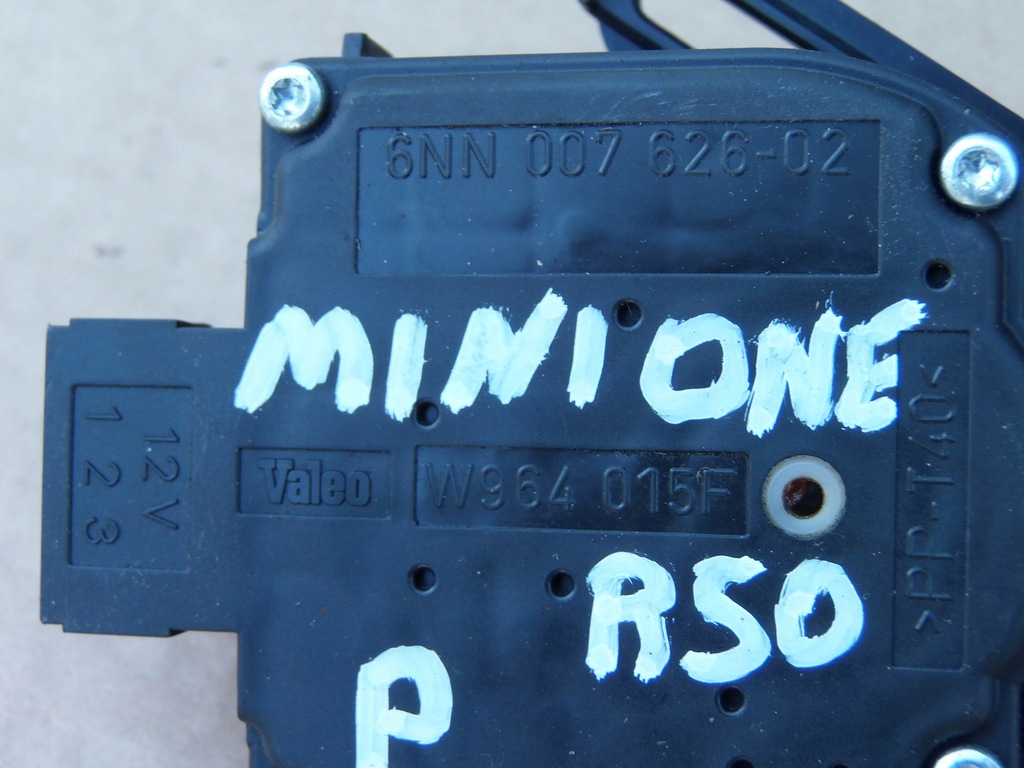 фото №5, Моторчик крышка обдув w964015f cooper one r50 europa