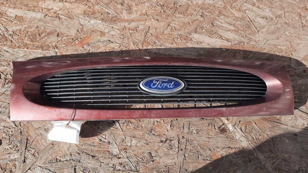 фото №1, Решётка радиатора ford fiesta mk4 97r 96fb8200acw