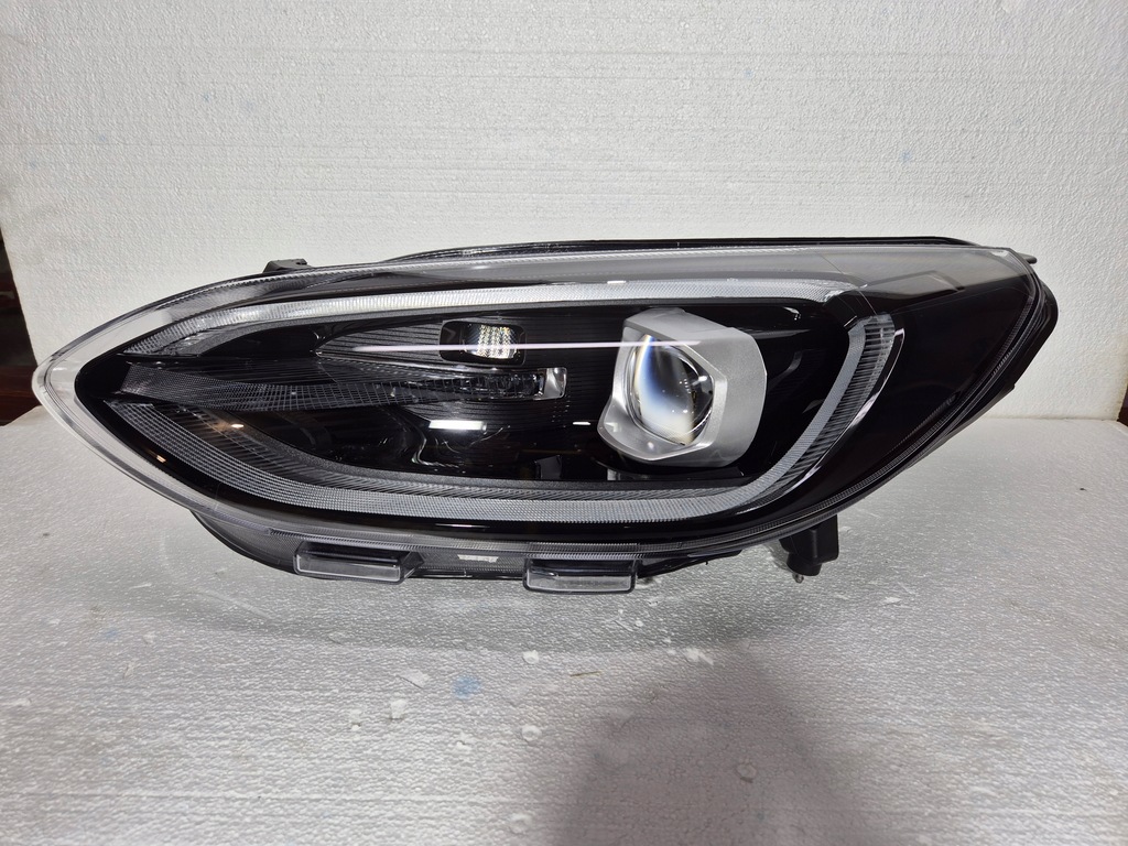фото №1, Ford fiesta mk8 lift st 21r full led .лампа ліва передня