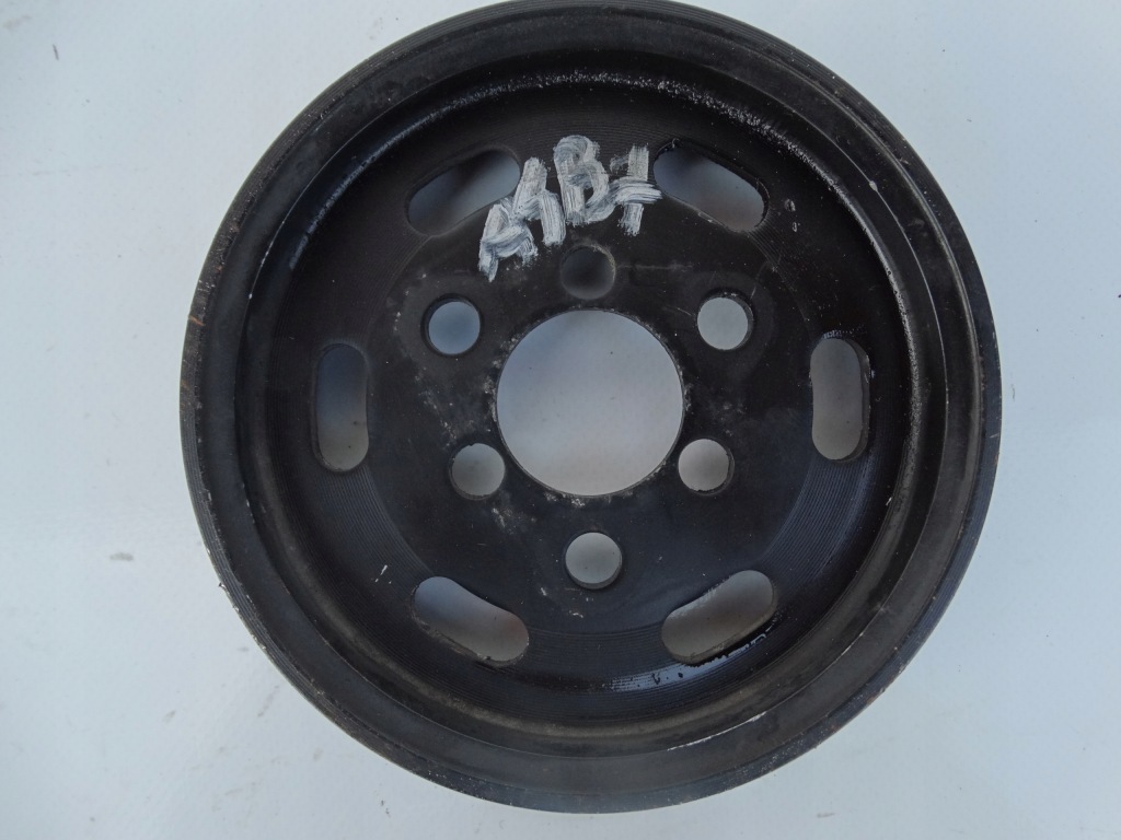 фото №1, Шків насоса підсилювача 038145255b audi a4 b7