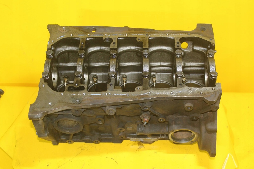 фото №11, Блок двигателя volkswagen transporter t4 caravelle 2.4 d abb 074103021