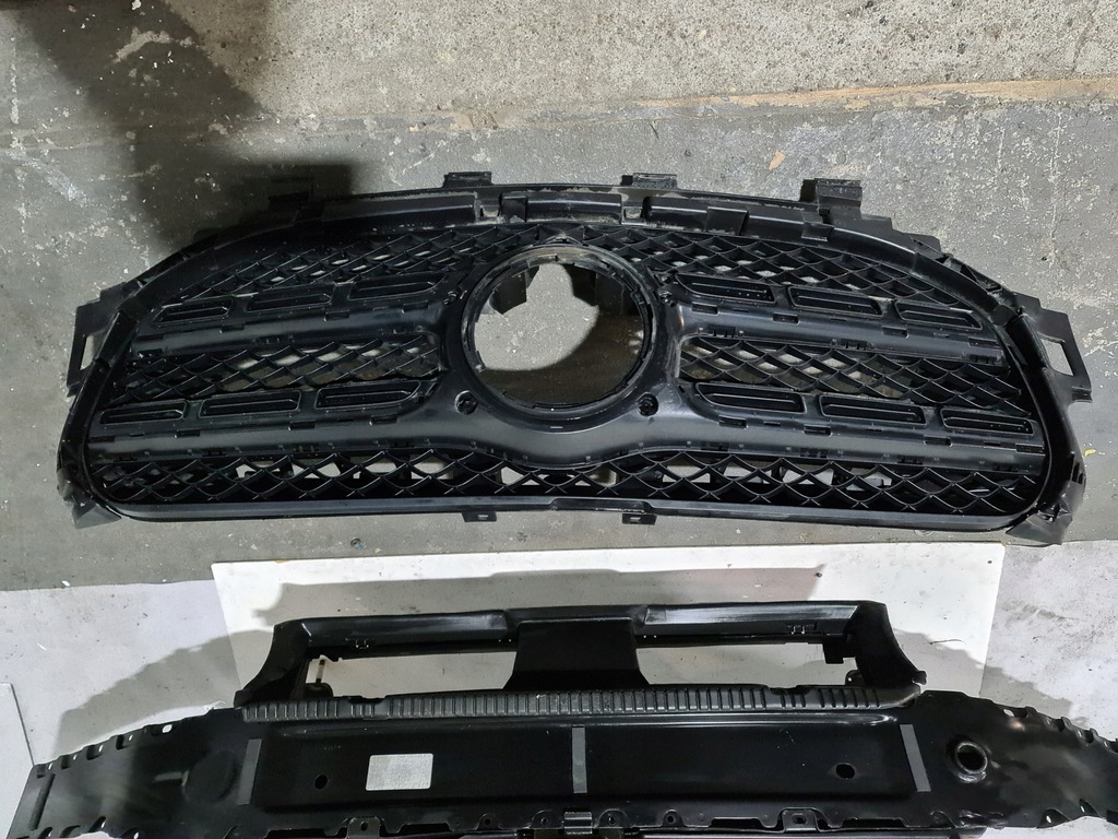 фото №1, Решётка радиатора кронштейн передние решётка радиатора mercedes gls x167