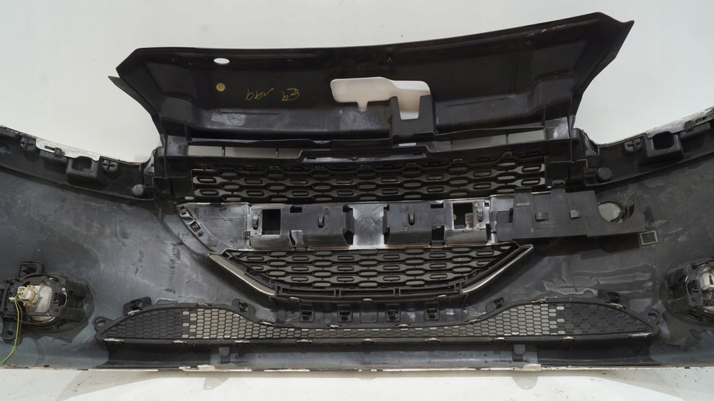 фото №9, Бампер передній kompletny peugeot 208 білий