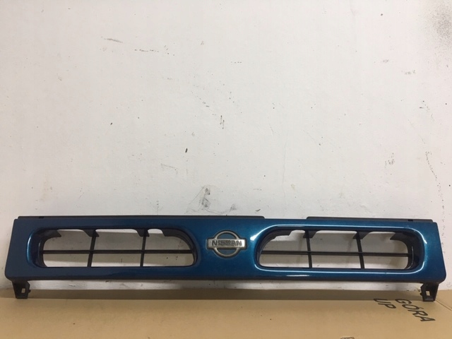 фото №1, Nissan terrano ii 93-99 решітка радіатора решітка радіатора решітка радіатора