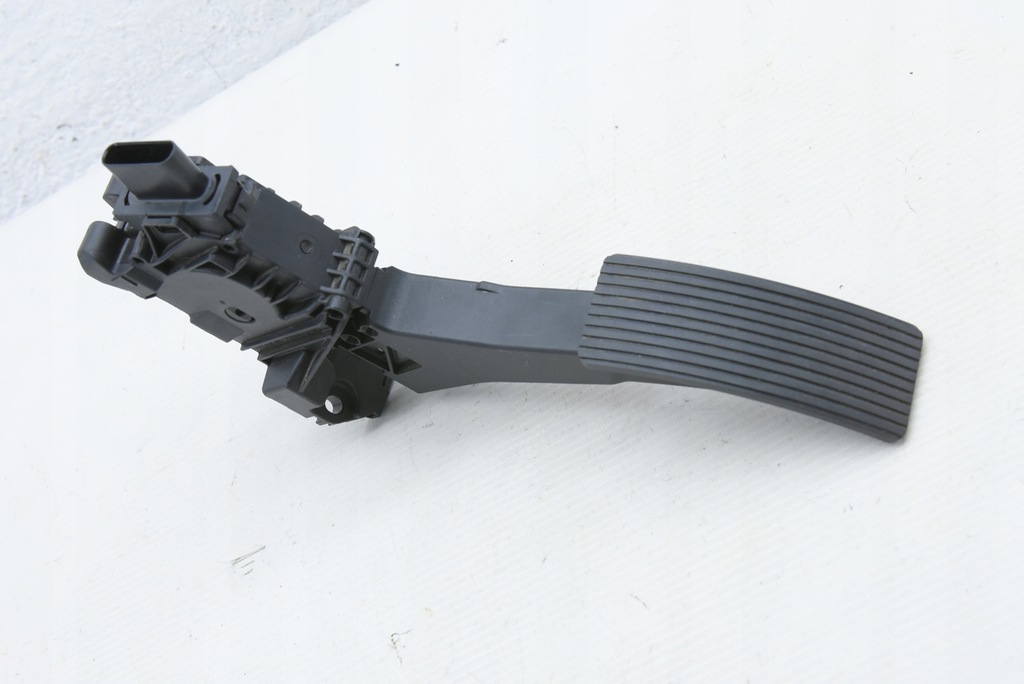 фото №1, Mercedes w247 b-klasa w177 педаль потенціометр газу