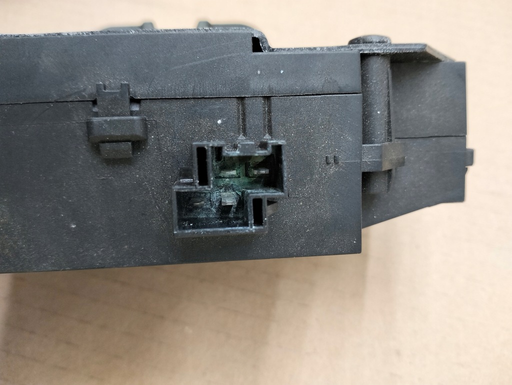 фото №5, Замок крышки багажника + штекер opel signum lift lata 2005-2008