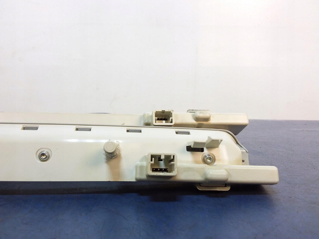 фото №10, Audi a8 d4 фонари потолочный кабины