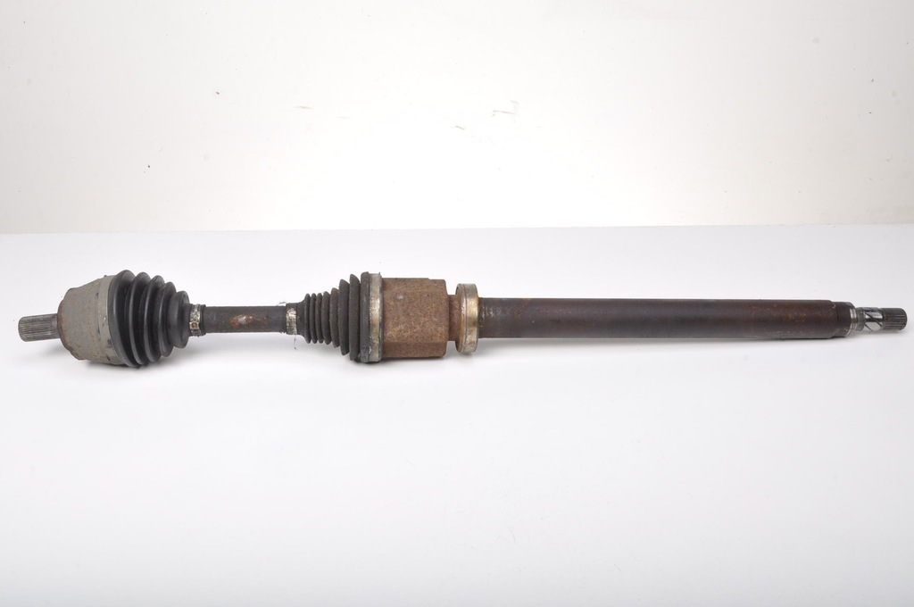 фото №1, Volvo v40 ii 2.0 d3 привідний вал права довга