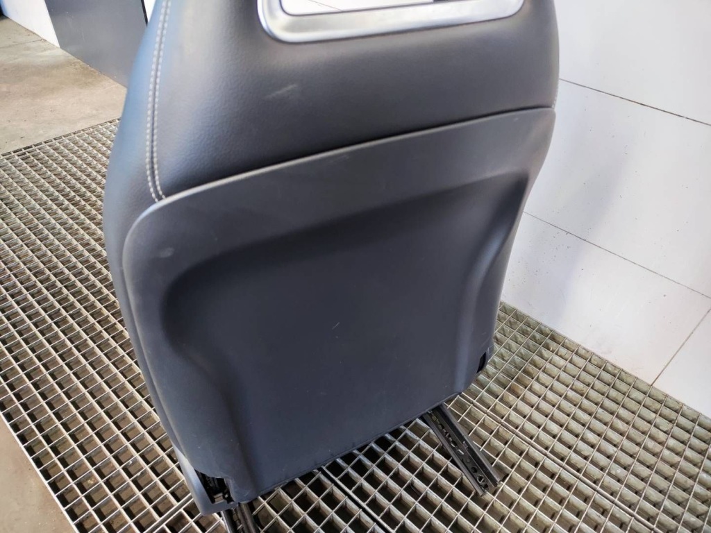 фото №11, Сидіння правий лівий водія заднє сидіння комплект mercedes a-klasa w176