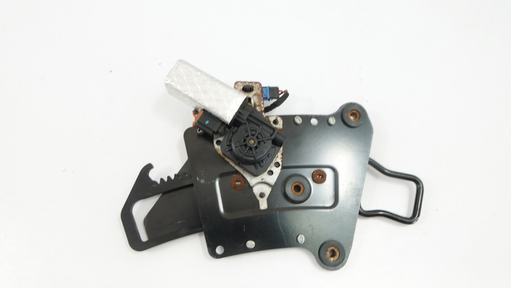 фото №7, Citroen ds7 привод доводчик сиденье правый 9818734280