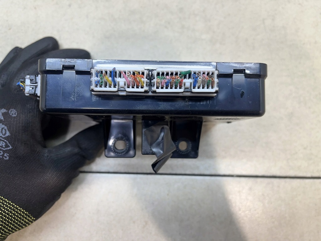 фото №4, Модуль комфорта hyundai sonata v6 3.3 954003k422