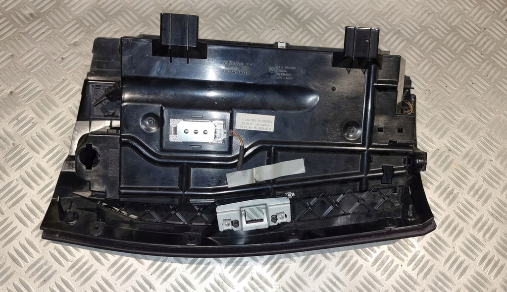 фото №7, Bmw e60 lci e61 lift бардачок панели пассажира чёрный 7034079 корпус 7034080