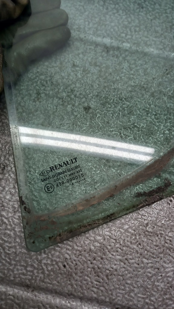 фото №2, Стекло левая задняя renault modus 04r