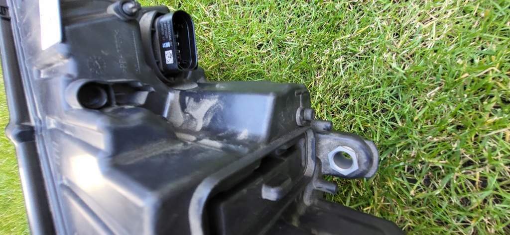 фото №12, Skoda octavia iv лампа передняя левая led 5e4941015