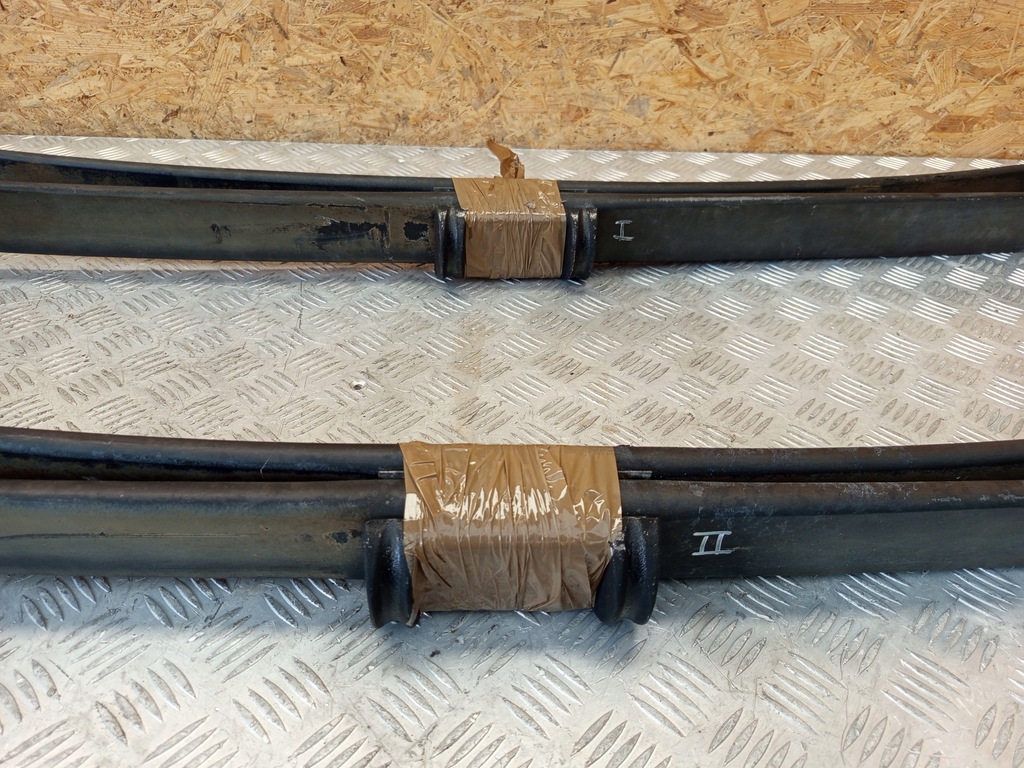 фото №14, Mercedes оригинальный номер a9063208706 sprinter w906 рессора рессоры пружины piórowe задняя