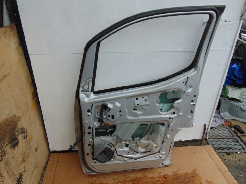 фото №10, Дверь правое перед пассажира nissan nv200