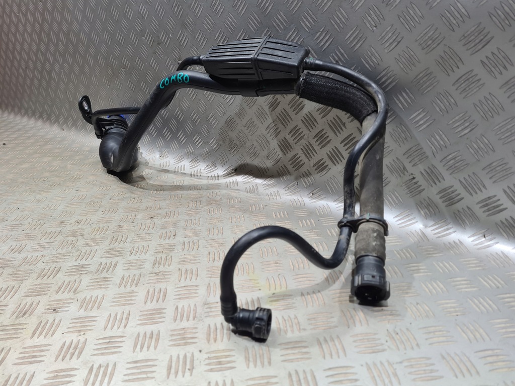 фото №3, Заливна горловина кришка adblue opel combo e berlingo iv rifter