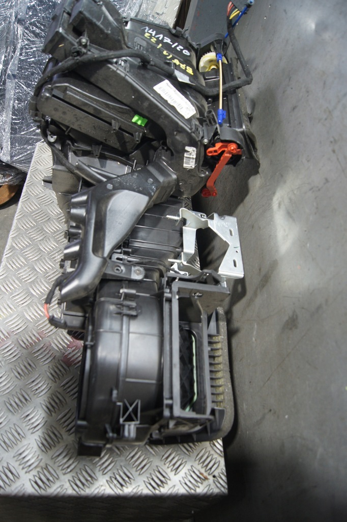 фото №14, Обігрівач vw caddy iii 1t1819003